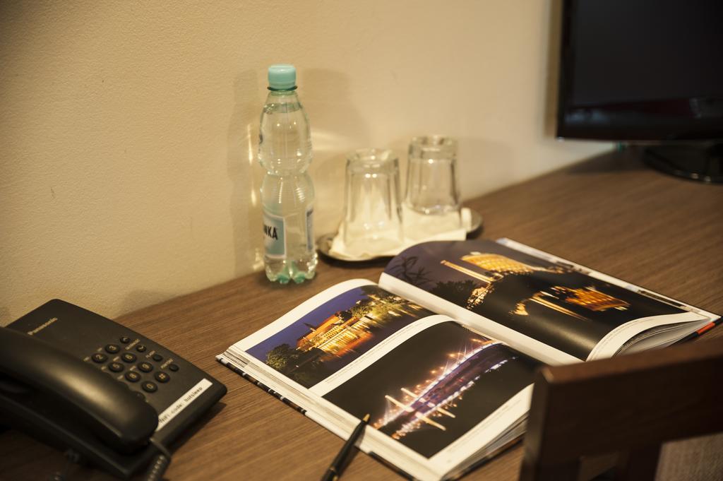 Hotel Sleep Wrocław Szoba fotó
